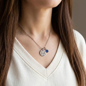 Polizei Frau Geschenk, Silber Halskette, personalisierte Abzeichen Nummer, nach Maß, dünne blaue Linie Schmuck, Schild Schmuck, Stellvertretende Frau Bild 2