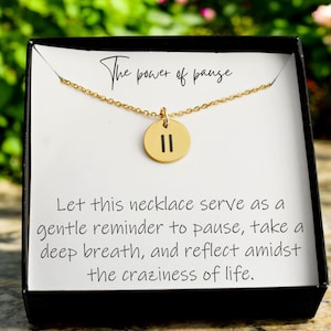 Pause Halskette, Silber, Gold, Rosegold, Inspiration Schmuck, Selbstfürsorge, seelische Gesundheit, Angst Geschenk, Macht der Pause, Yoga