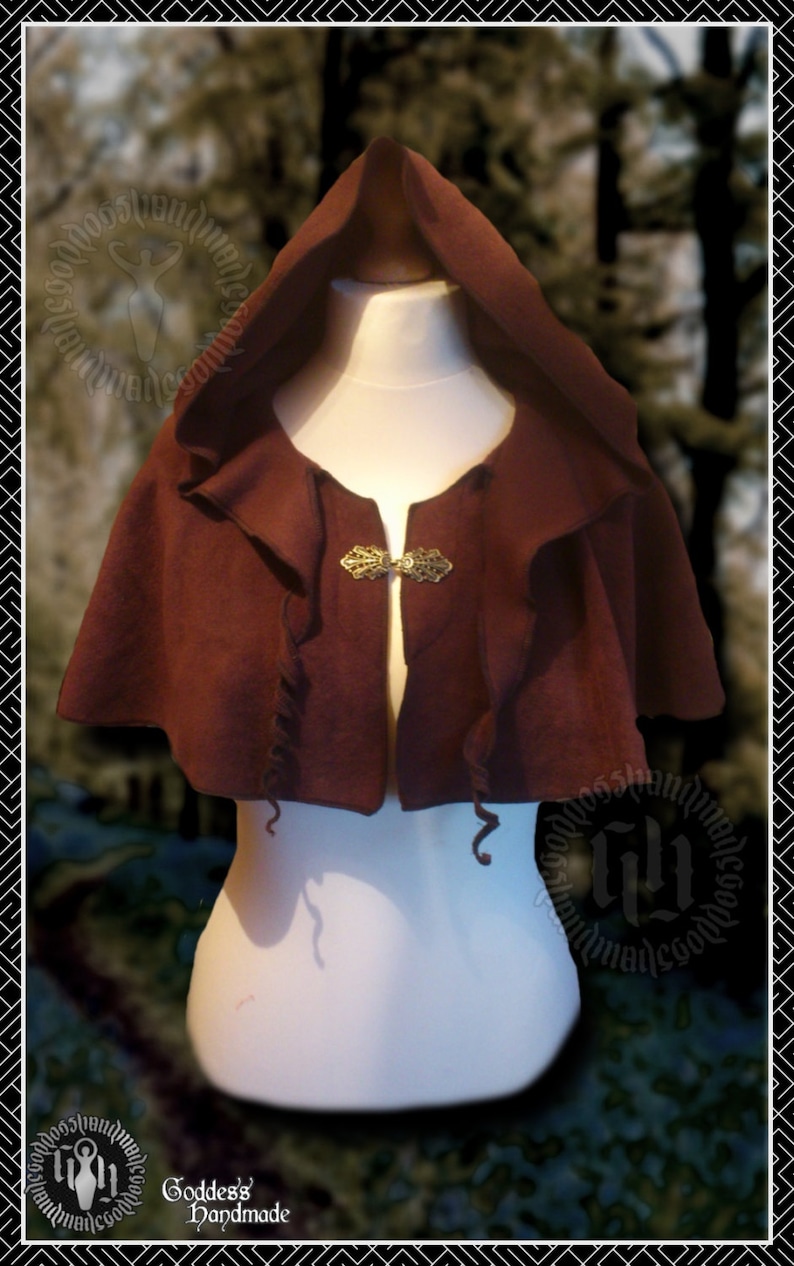 Fleece Tendril Capelet with pixie hood and clasp, Gugel hood, Renaissance, LARP, Medieval, Elven, Woodland, Pixie image 3