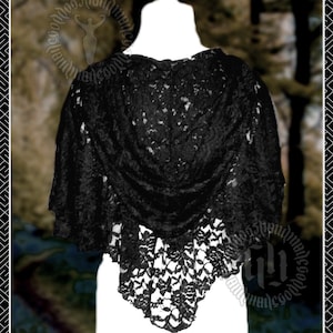 Lace Hooded Capelet with Double Layer. Black or white. Gothic, Steampunk, Victorian, Wedding, Handfasting, Eveningwear, Samhain, Halloween