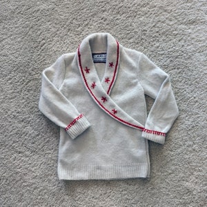 Size 5-6 Winter White Wool Girls Sweater