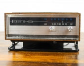 1970s Zenith Circle Of Sound Table Radio Model C415W
