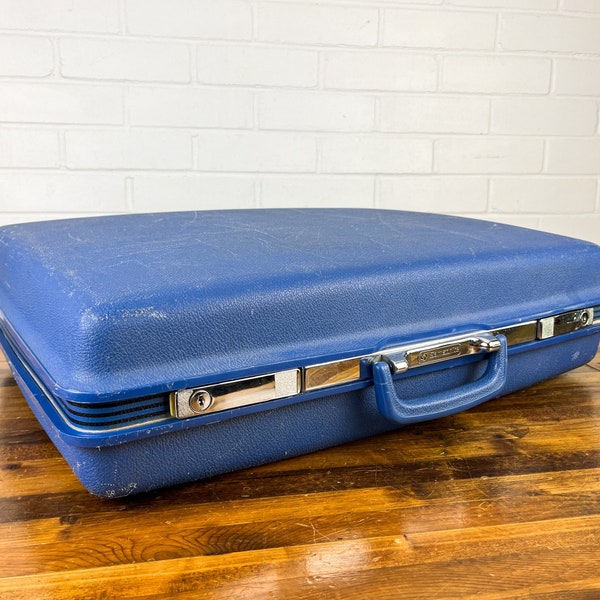 Vintage Blue Samsonite Luggage Samsonite Suitcase in Textured Hard Plastic with Silver Accents, Samsonite