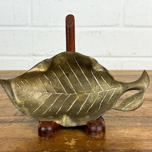 Decorative Brass Leaf Dish Tray Gold Catchall for Keys