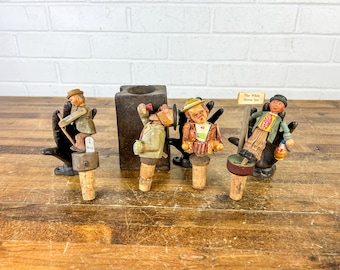 One Vintage Anri Wood Wine Bottle Stopper with Mechanical Action Wooden Stopper with Character Head Decanter Stopper