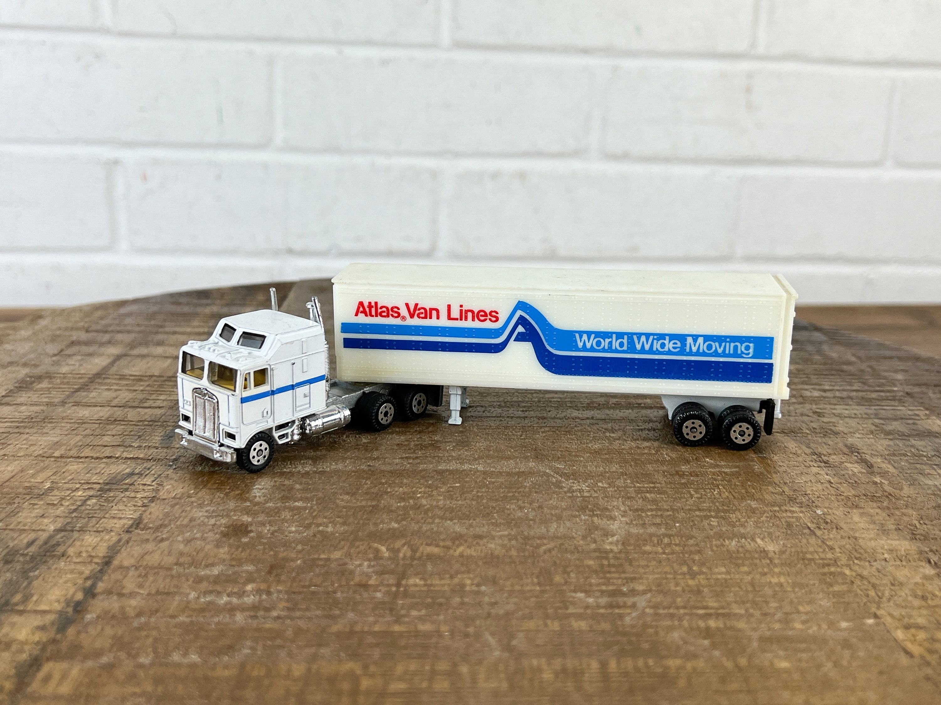 1982 Vintage Road Champs White Kenworth Semi Truck With 1982 Vintage Road Champs White Kenworth Semi Truck With