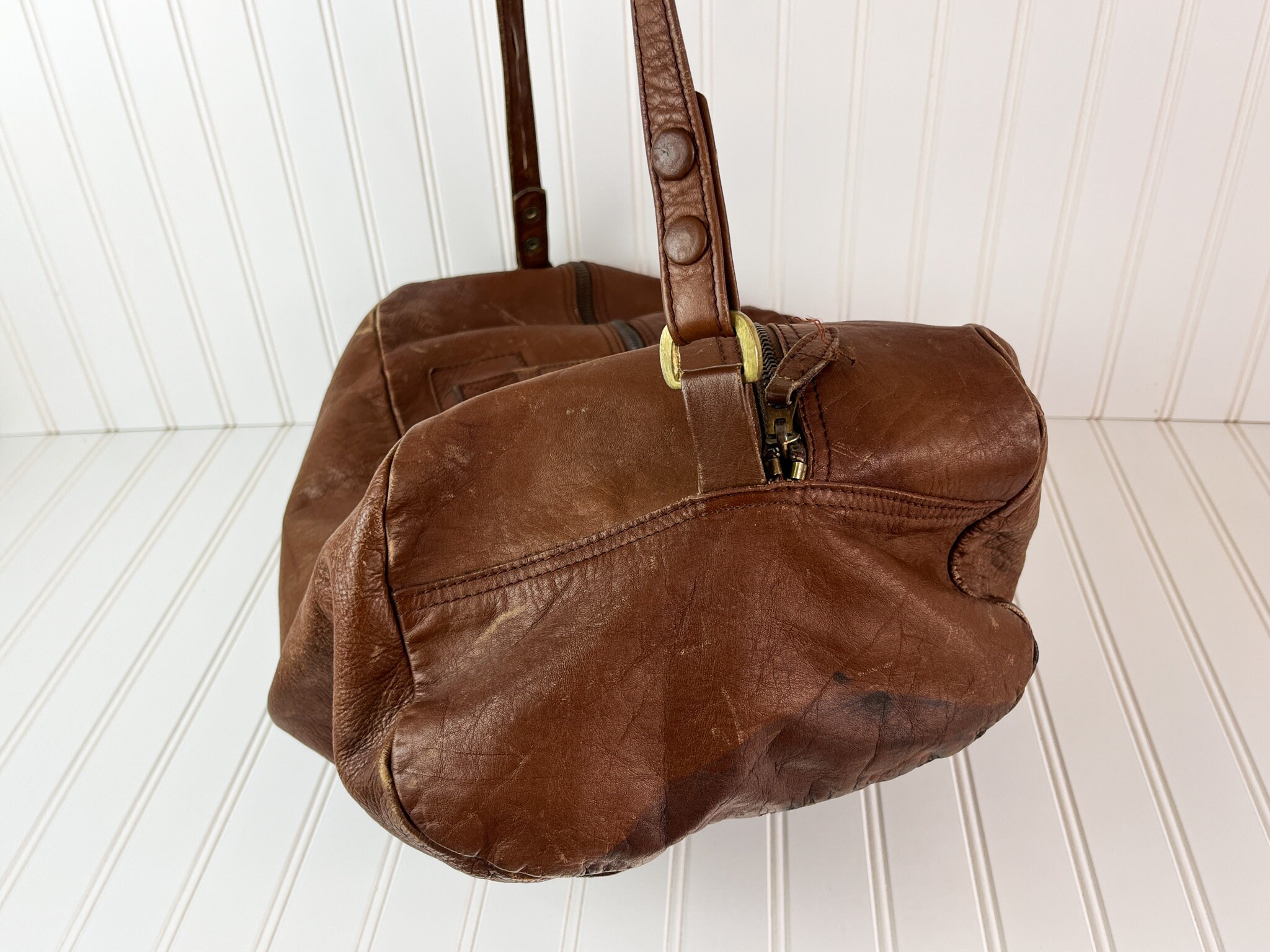 Vintage land leather bag sales
