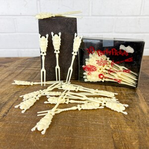 Set of 30 Vintage Smiling Buddha Hors D&#39;oeuvres Forks Cocktail Picks Old Plastic Mid Century Barware Appetizer Pick