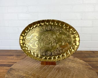 Vintage Golden Brass Tray with Etched Design Industrial Gold Decorative Display Tray Catchall Tray for Entryway Dish for Keys