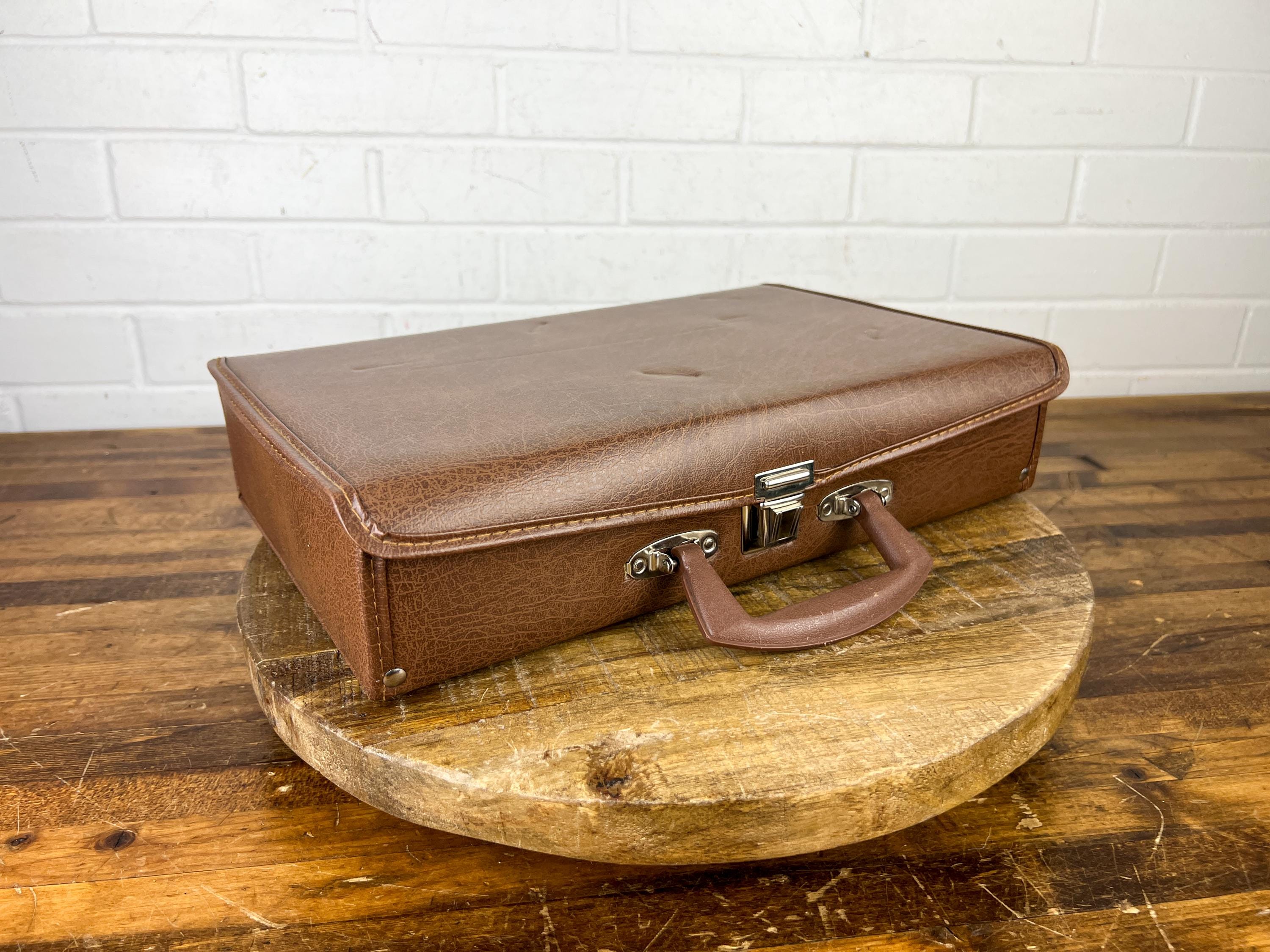 Vintage Brown Portable Cassette Tape Holder Carrying Case With