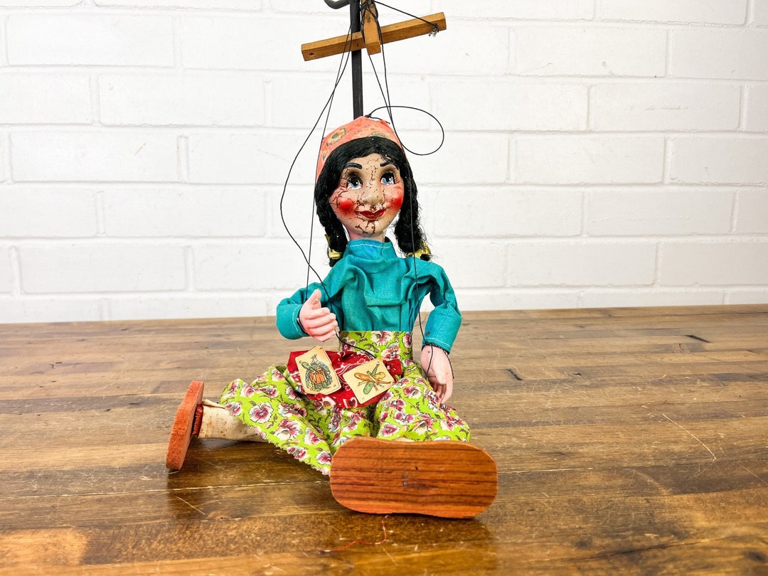 Gypsy Aged Vintage Puppet Classic Rustic Gypsy Witch Puppet