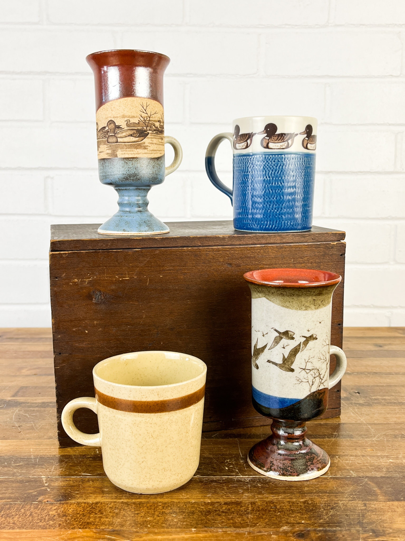 Vintage 4 Coffee Cups Mugs Enamel Pheasants Geese Ducks Wetlands Hunting  Western