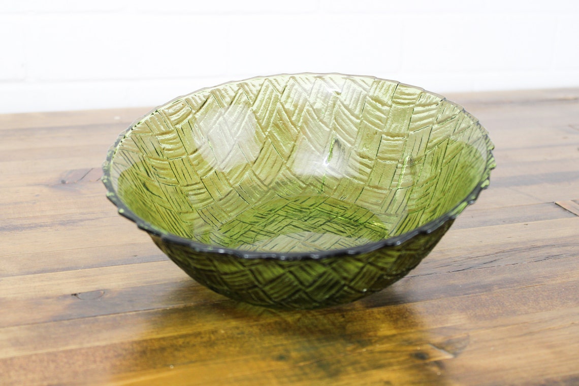 Vintage Avocado Green Glass Basket Weave Bowl 9 Inches Etsy