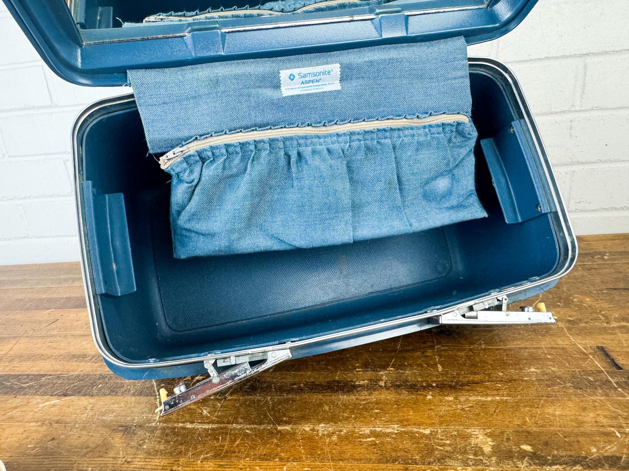 Vintage Samsonite Aspen Train Case | Blue Cosmetic Travel Storage