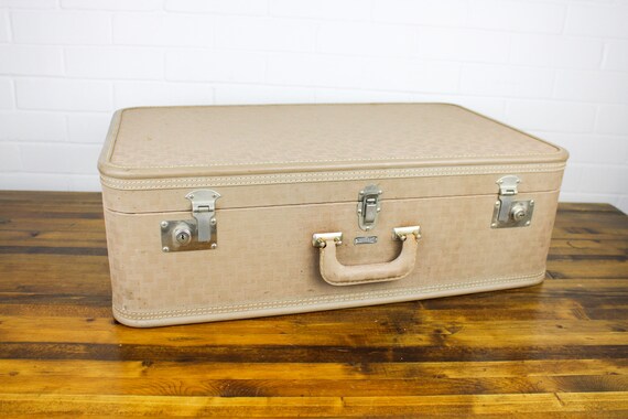 Vintage Towncraft Cream Suitcase Old Tan Luggage B