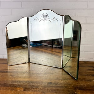 27” TriFold Vintage Vanity Dresser Mirror with Bevelled Edges Tabletop Mirror Movable Mirror Distressed Mirror