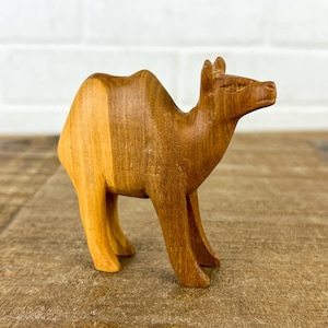 Tiny Wooden Camel Figurine Tiny Thing That Is Awesome Little Items Tiny Item