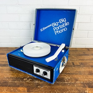 Vintage Emerson Big Big Portable Record Player | 1970s Suitcase Turntable Blue | Retro Kids Phonograph | Display or Repair image 13