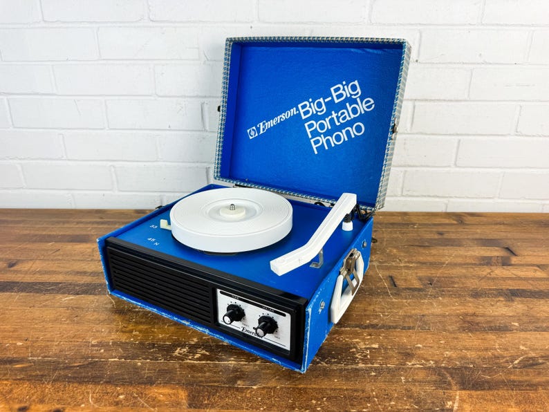 Vintage Emerson Big Big Portable Record Player | 1970s Suitcase Turntable Blue | Retro Kids Phonograph | Display or Repair image 13