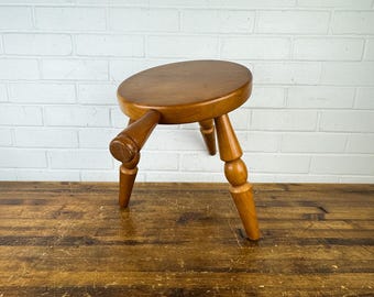 Vintage Wooden Milking Stool – Turned Legs, Classic Farmhouse Style, Marked Authentic Furniture Products