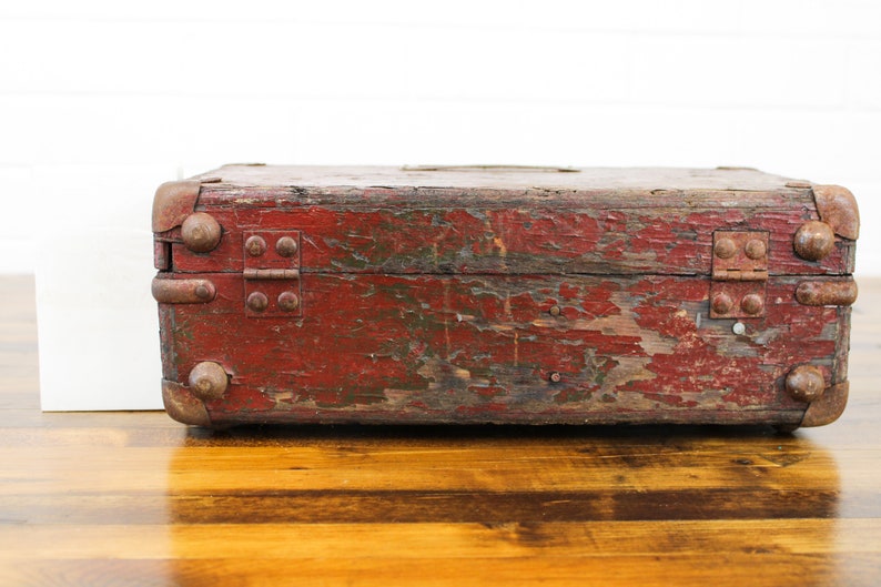 Distressed Vintage Wooden Box 13 x 8 with Handle Latches Burgundy Metal Corners Label Holder Rectangle Shape Storage