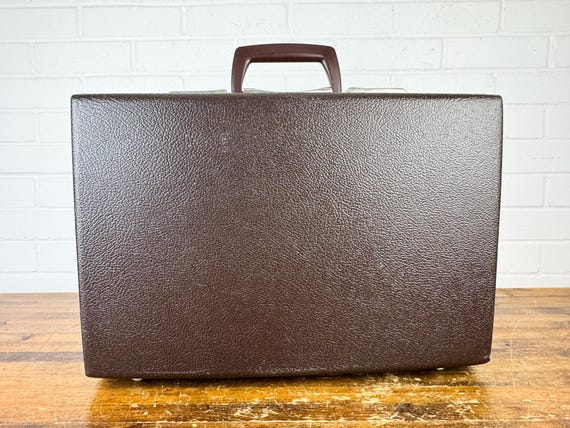 Hardshell Brown Briefcase with Silver Accents Bri… - image 11