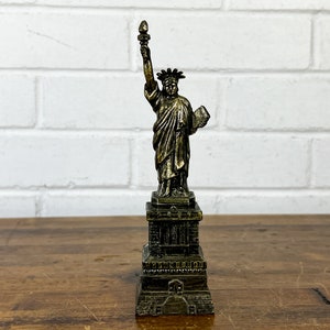 Metal Statue Of Liberty Sculpture Replica 4 Inches Tall