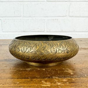 Vintage Brass Leaf Etched Bowl – Distressed Indian Brass Catchall Container