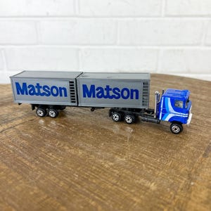 Camion semi blu vintage con rimorchio Matson Old Mack Truck, modello pressofuso, modello in metallo degli anni &#39;80, giocattoli pressofusi realizzati a Hong Kong