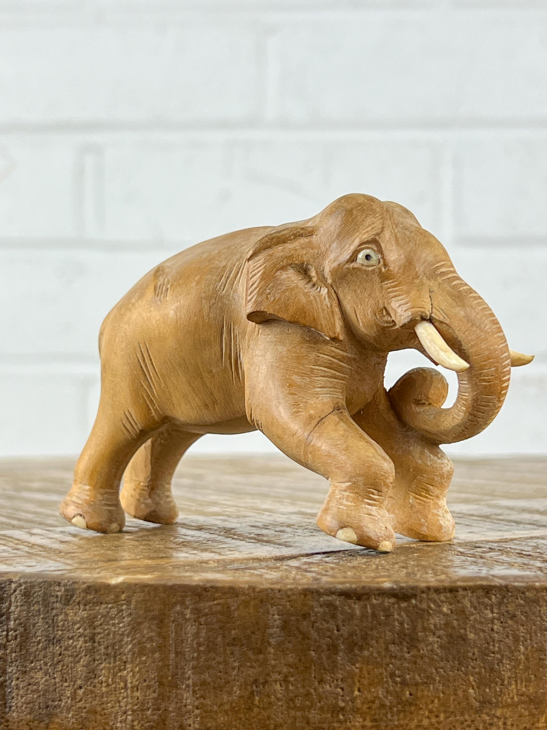 小さなヴィンテージ木製象の置物象ギフトコレクター向け - Etsy 日本