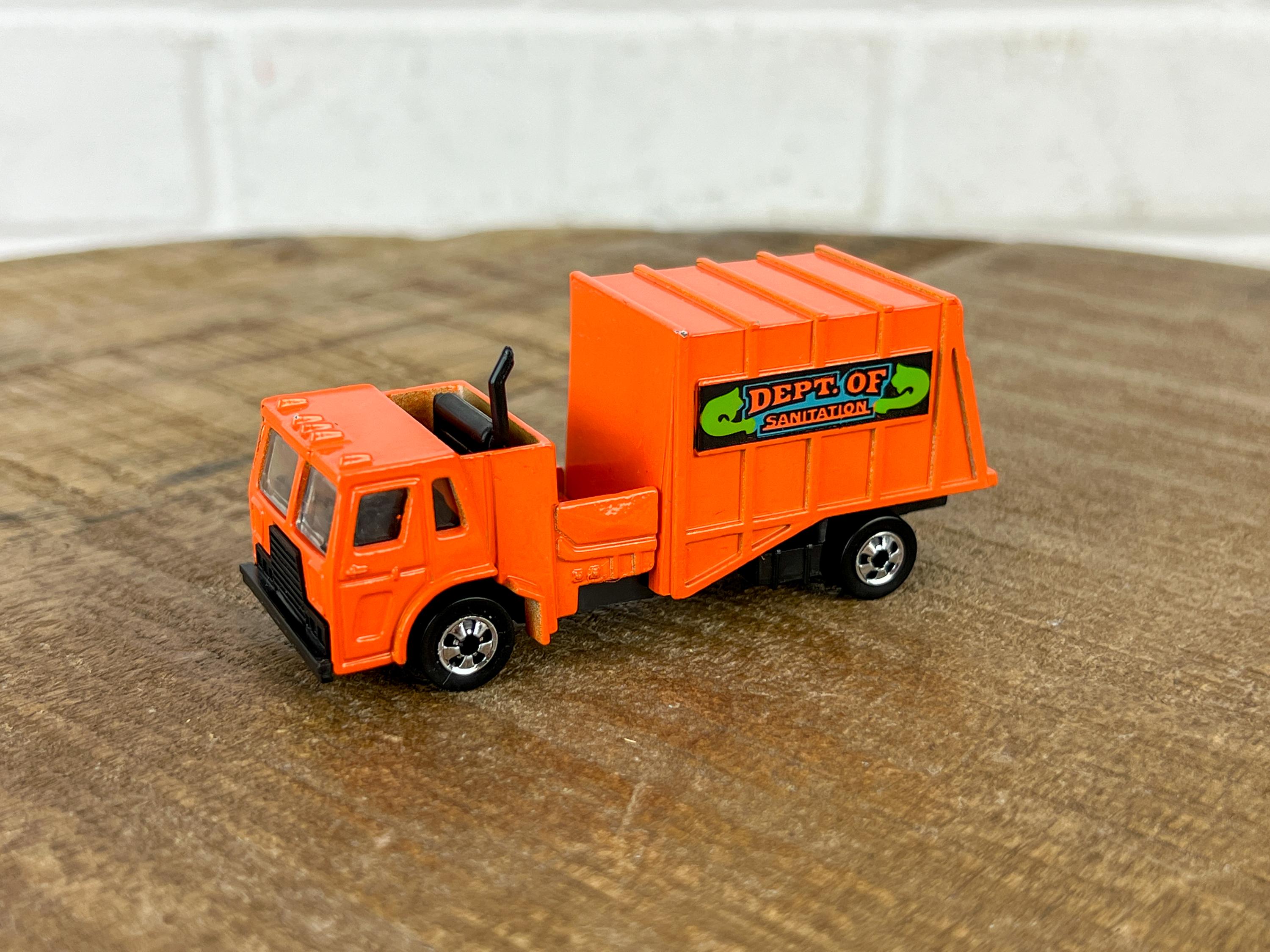 1982 Vintage Hot Wheels Trash Truck Diecast 1980s Metal Car Toy
