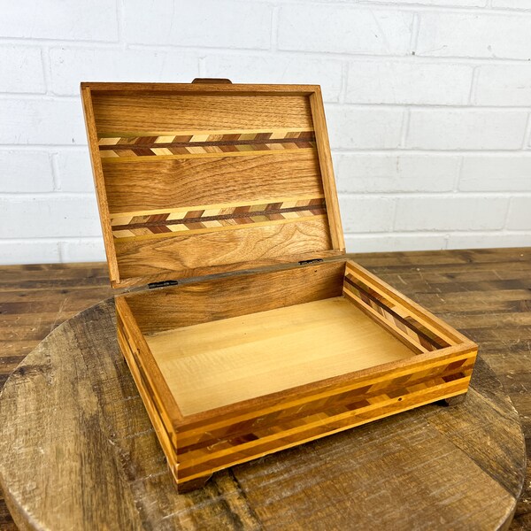 9x7" Vintage Distressed Cedar Box with Lid Box Joints Metal Accents Small Brown Wood Rectangle Box with Hinged Lid