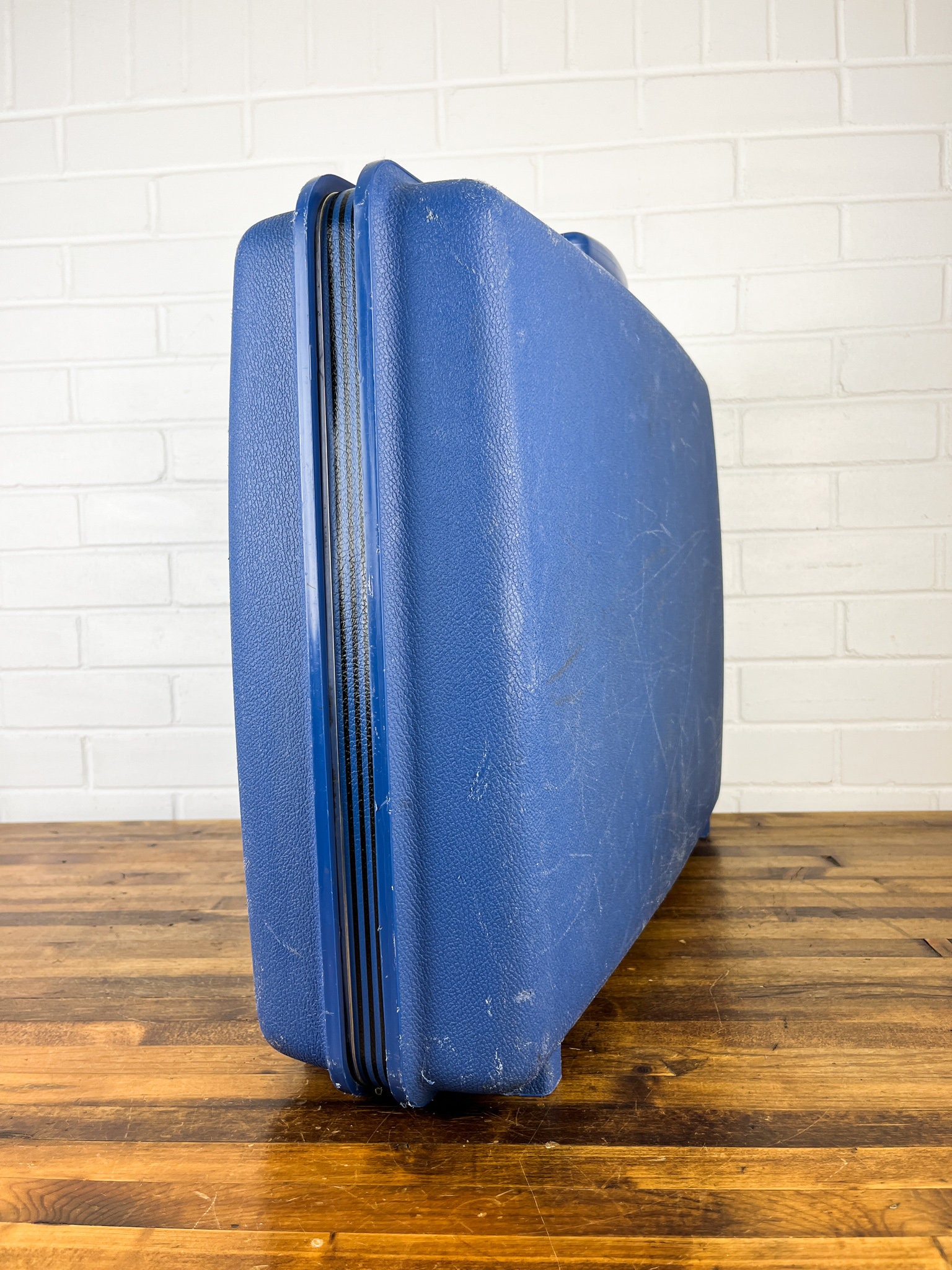 Samsonite blue hard case top