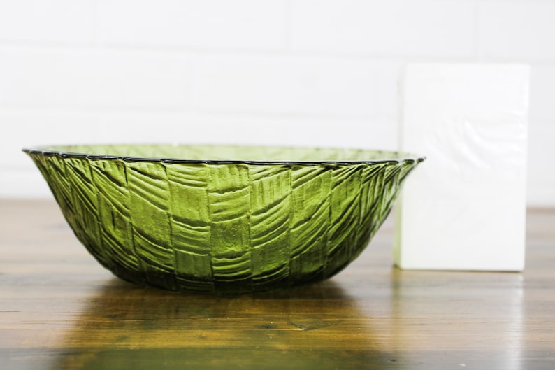 Vintage Avocado Green Glass Basket Weave Bowl 9 Inches Etsy