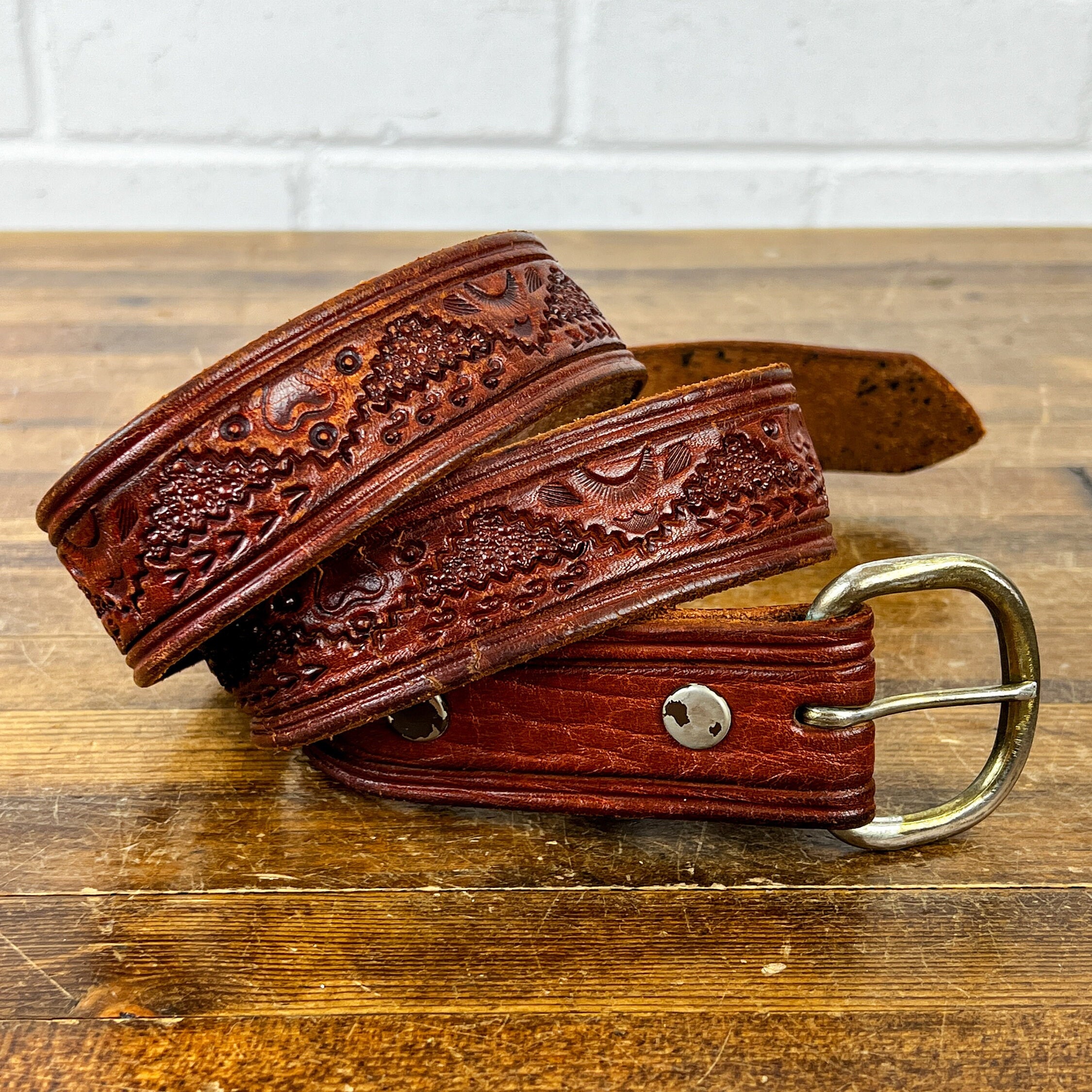 Vintage Tooled Brown Leather Belt With Belt Buckle Size 34 Made in