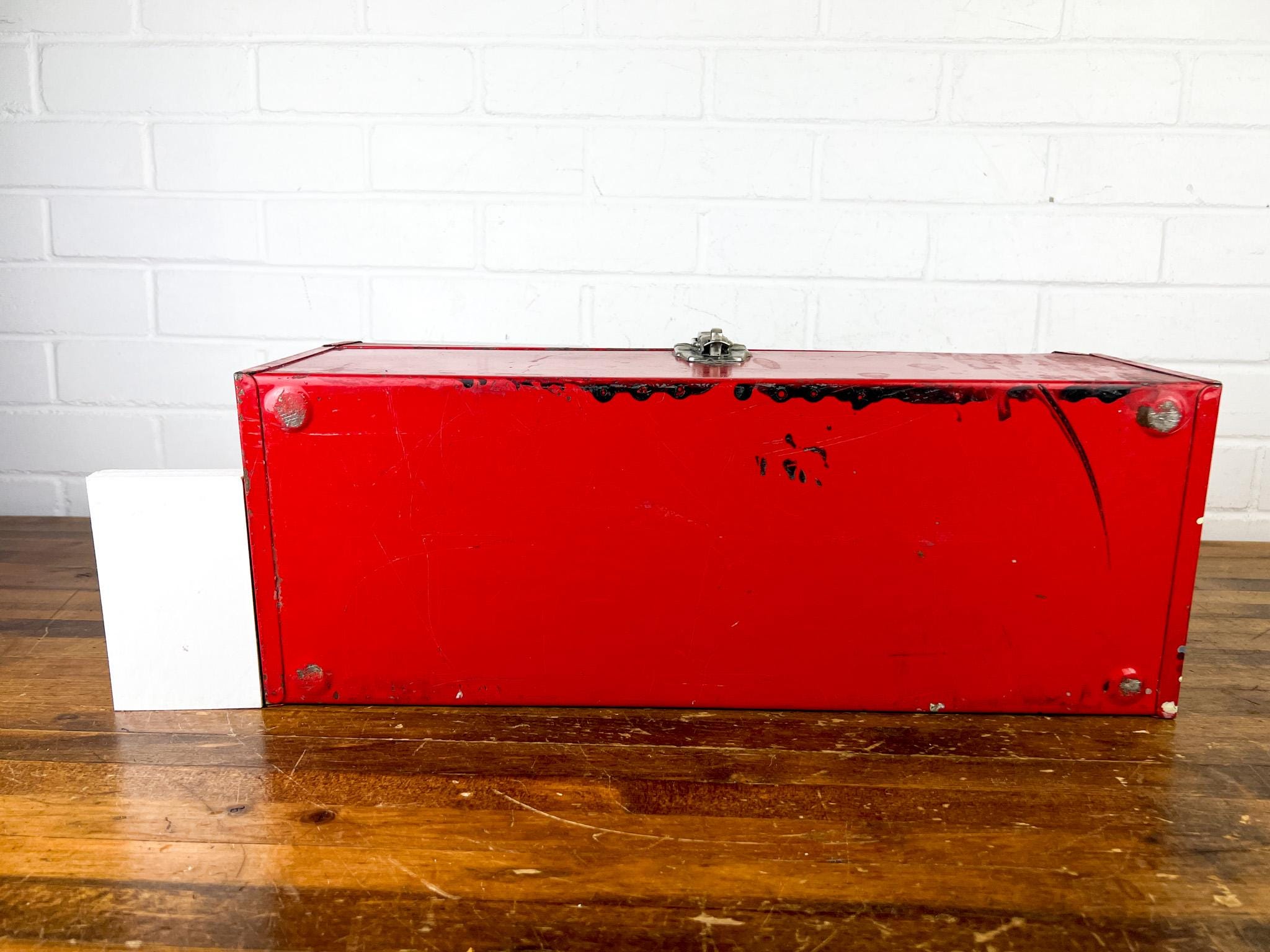 Vintage 1980s Vermont American Red Metal Toolbox – Dick Simon Indy