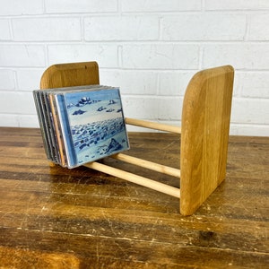 Vintage Brown Wood CD Holder Book Stand Storage Rack CD Storage Tabletop Book Stand Wooden Bookshelf for Counter