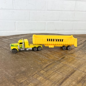 1970s Vintage Yellow Semi Truck with Trailer Construction Diecast Metal Car Toy Diecast Toys Made In Hong Kong