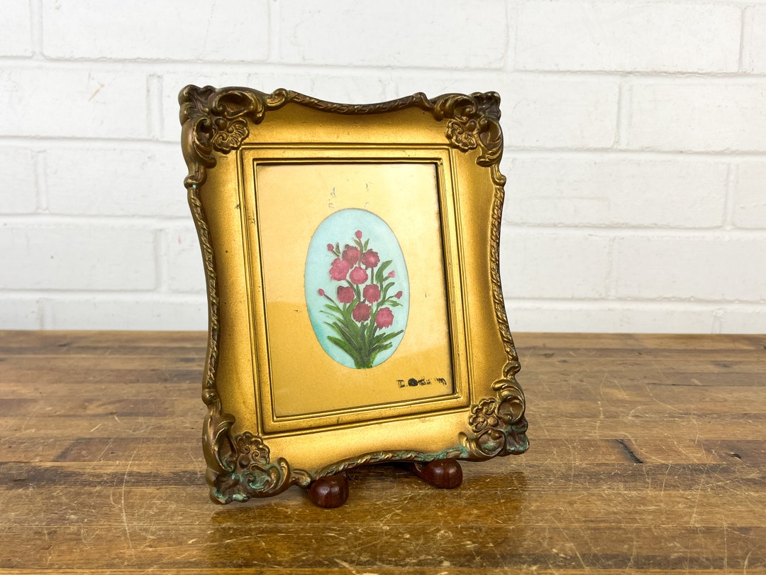 Simple Vintage Rose Print in Gold Frame Flower Wall Art Rose Wall Decor