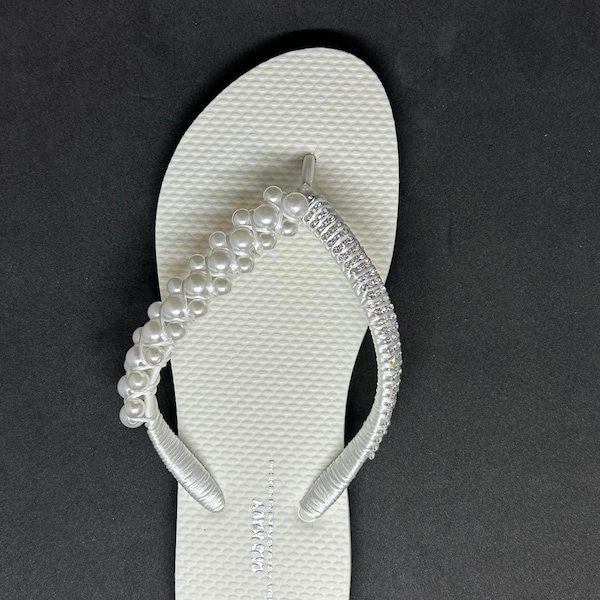 PETAL PERFECT FLIP FLOPS