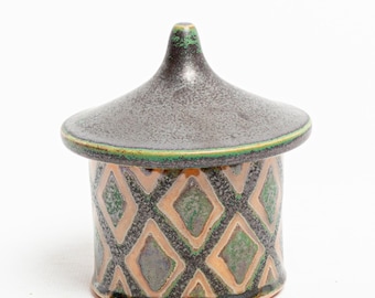 Cylindrical Jar