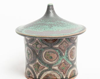 Cylindrical Jar