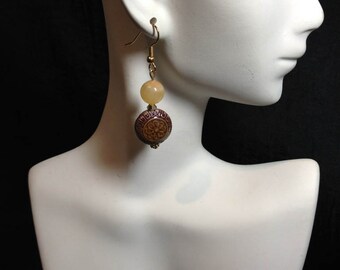 Mood Earrings, Yellow Calcite Gemstone Earrings, Dangle Earrings, Color Changing Earrings