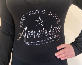 Last one on sale!, Patriotic Rhinestone T shirt, Size Medium V Neck Long Sleeve, Pray for America Shirt