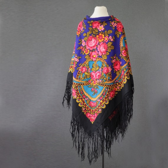 Blue Slavic shawl with pink roses and sophisticat… - image 4