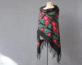 Black Russian shawl with pink rose borders | Folk wool throw