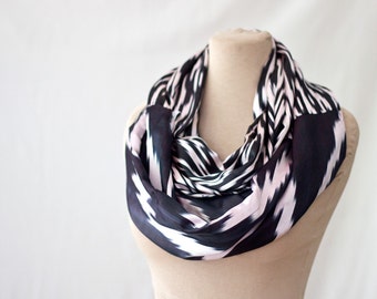 silk ikat scarf, Uzbek ikat silk, loop, eternity or endless scarf, ethnic design in black and white, chevron infinity scarf, 81