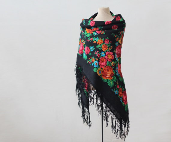 Russian shawl with roses and tulips, piano shawl,