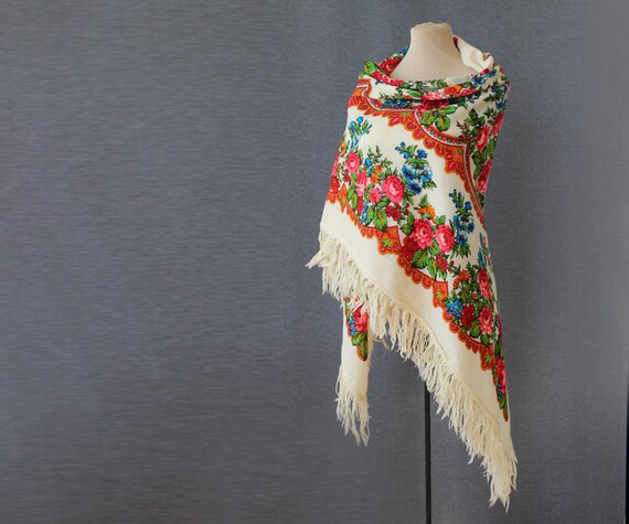 white Russian shawl, large wool shawl, warm wool t