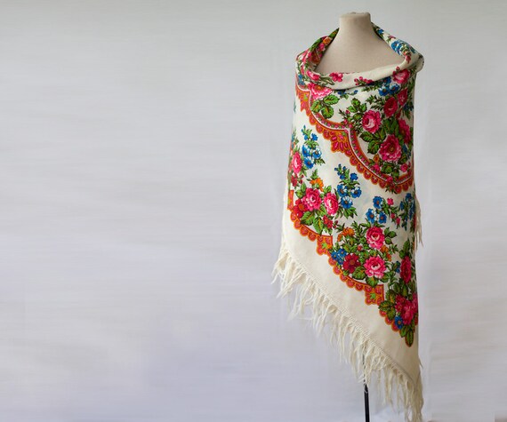 white Russian shawl, large wool shawl, warm wool t